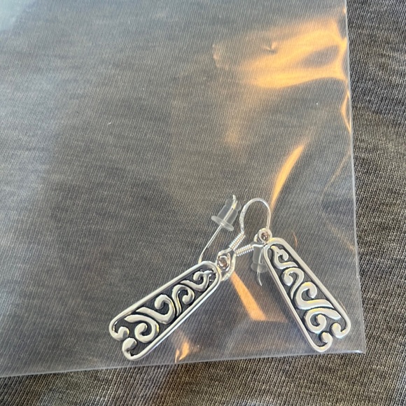 Sterling Silver Earrings with Scroll Design - Picture 1 of 1